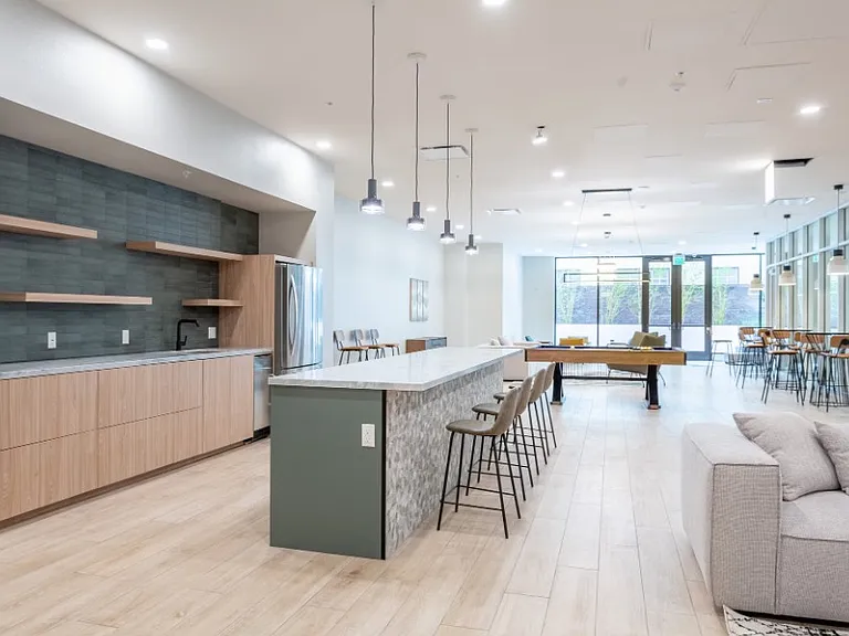 The Harper — Photo 11