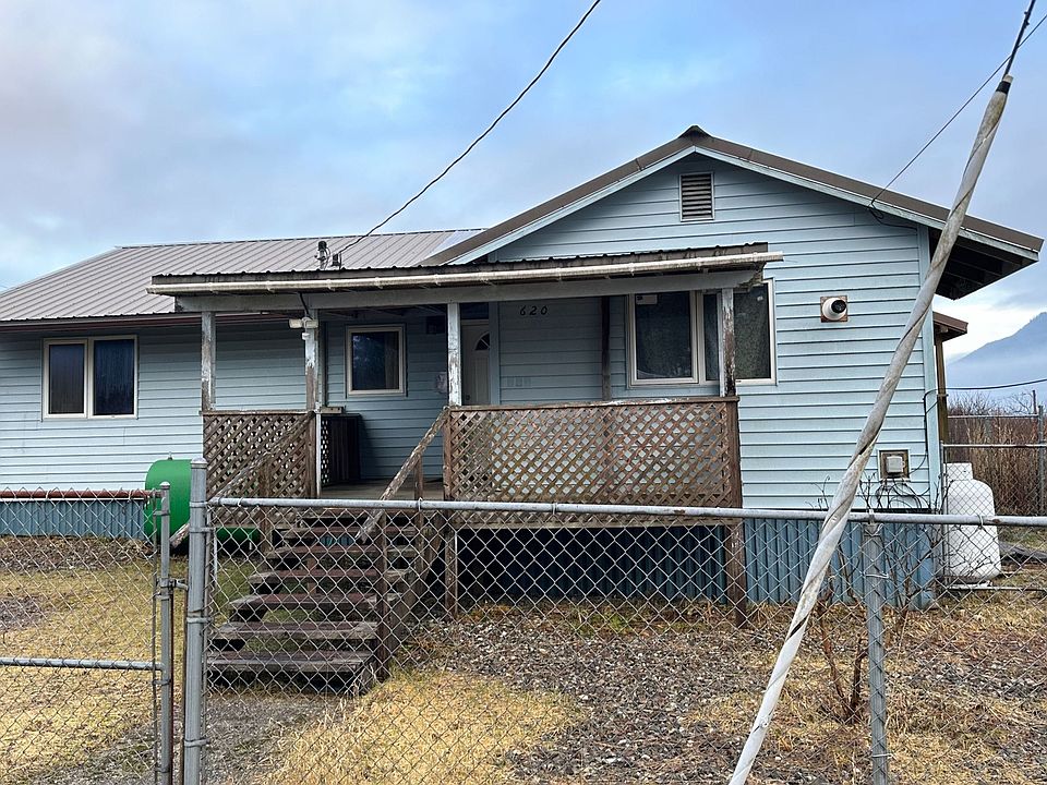 1st image of 620 S Summit St