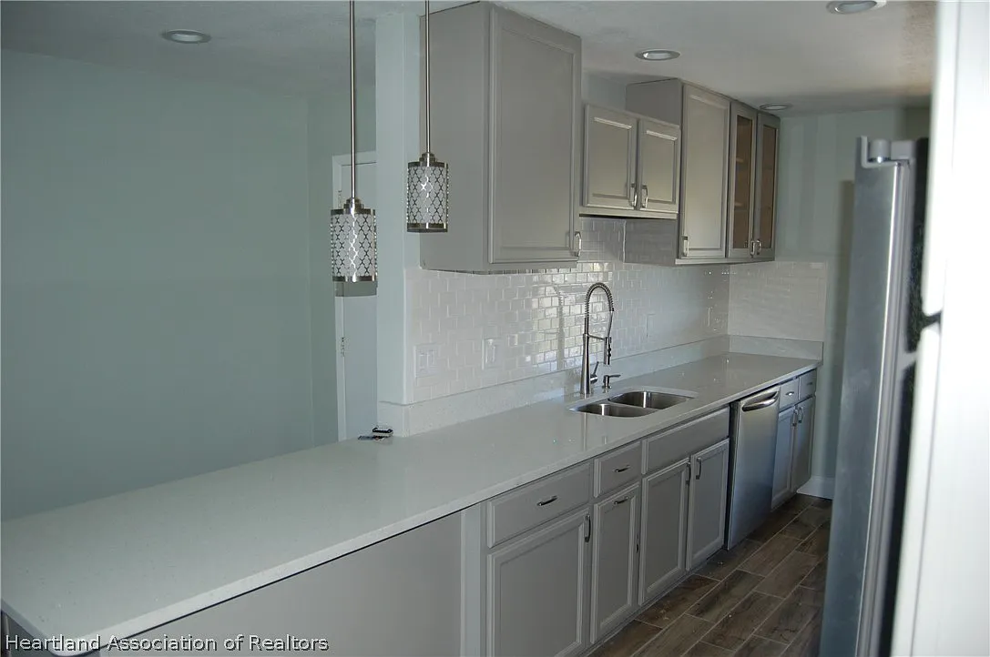 2 bed, 2.0 bath, 1148 sqft, $1,400 — Photo 4