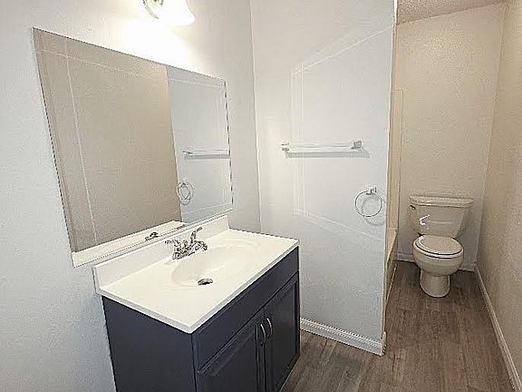 5th image of 100 Quail Run Rd #5