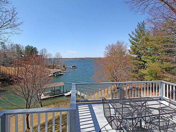 4th image of 1054 Bluebeard Pl
