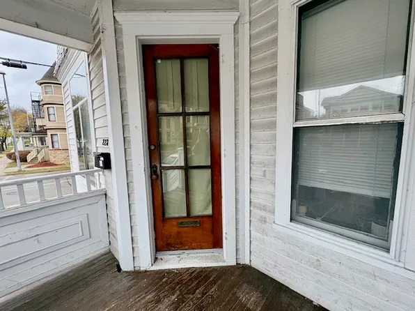 221-223 North Pinckney Street - 223, 223 N Pinckney St, Madison, WI 53703