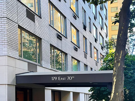 Sold by Douglas Elliman | media 8