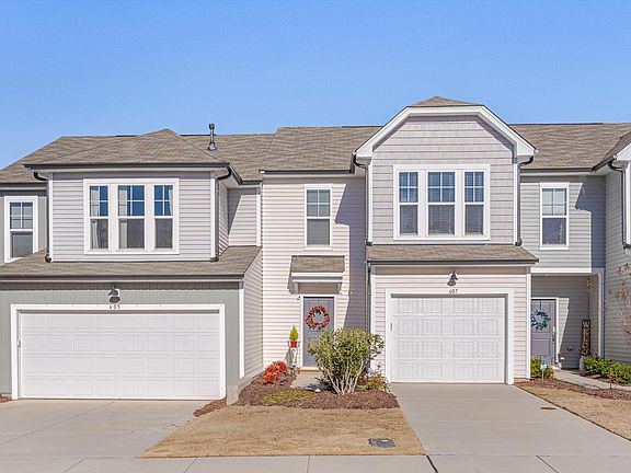 2nd image of 607 Colby Pl