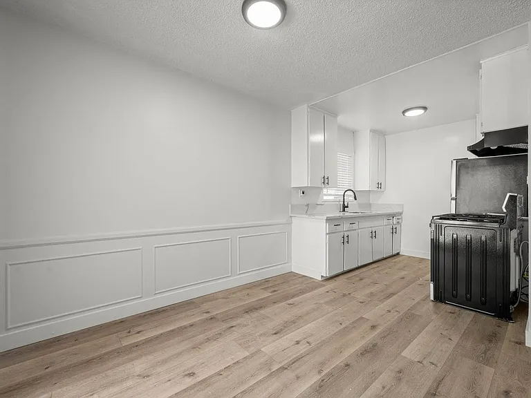 3878 Potomac Ave #11A — Photo 3
