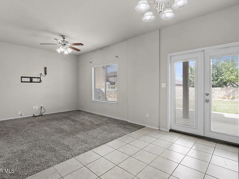 2240 Decamp Point Pl — Photo 16