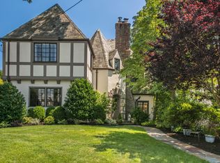 80 Lookout Cir, Larchmont, NY 10538