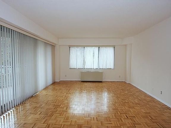 4th image of 609 W So Orange Ave #3M