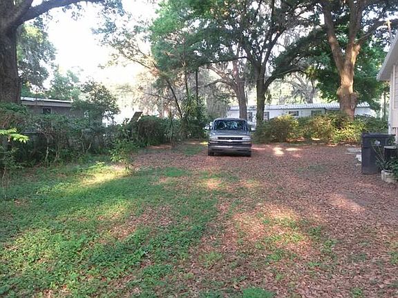 4th image of 11602 Grovewood Ave