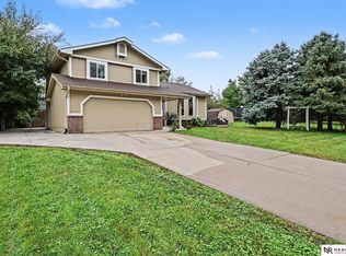 12739 Kansas Ave, Omaha, NE 68164