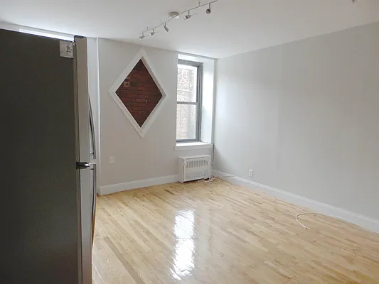 Rented by Keller Williams NYC | media 7