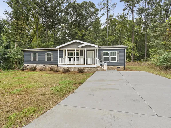 207 Beach Dr, Ninety Six, SC 29666