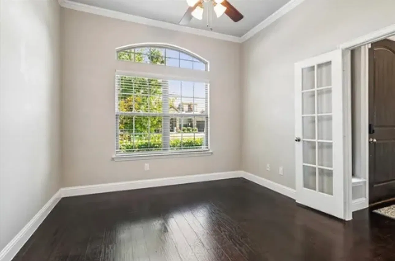 5 bed, 3.5 bath, 2667 sqft, $3,300 — Photo 4