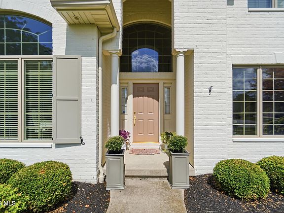 5th image of 318 Pheasant Run Ln