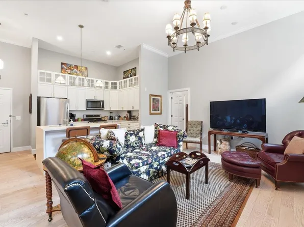 126 Dudley Street image 1 of 38