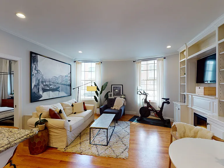 29 Bowdoin St #1B — Photo 10