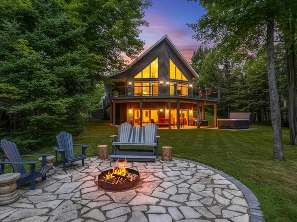 17443 Waxwing Ln, Townsend, WI 54175