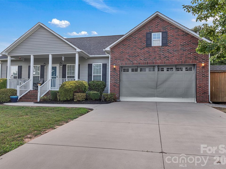1st image of 119 Brookview Dr