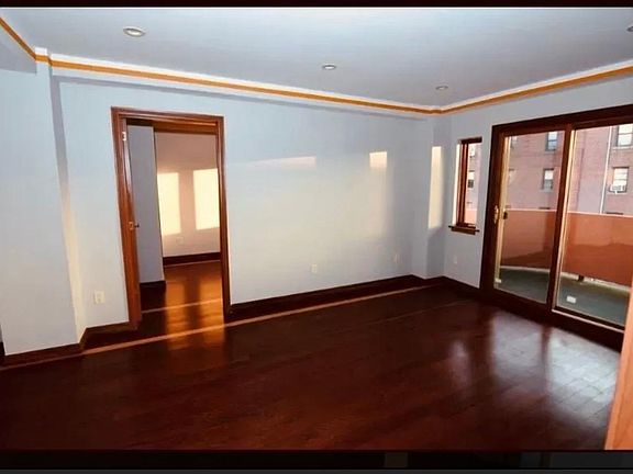 2nd image of 1495 E 28th St #7