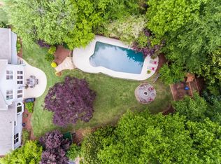 531 Creekwood Dr, Marietta, GA 30068