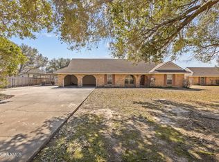 350 Teljean Rd, Lafayette, LA 70503