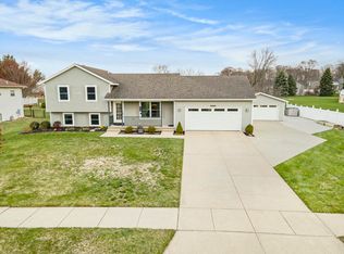 5895 Maple Bend Trl, Allendale, MI 49401