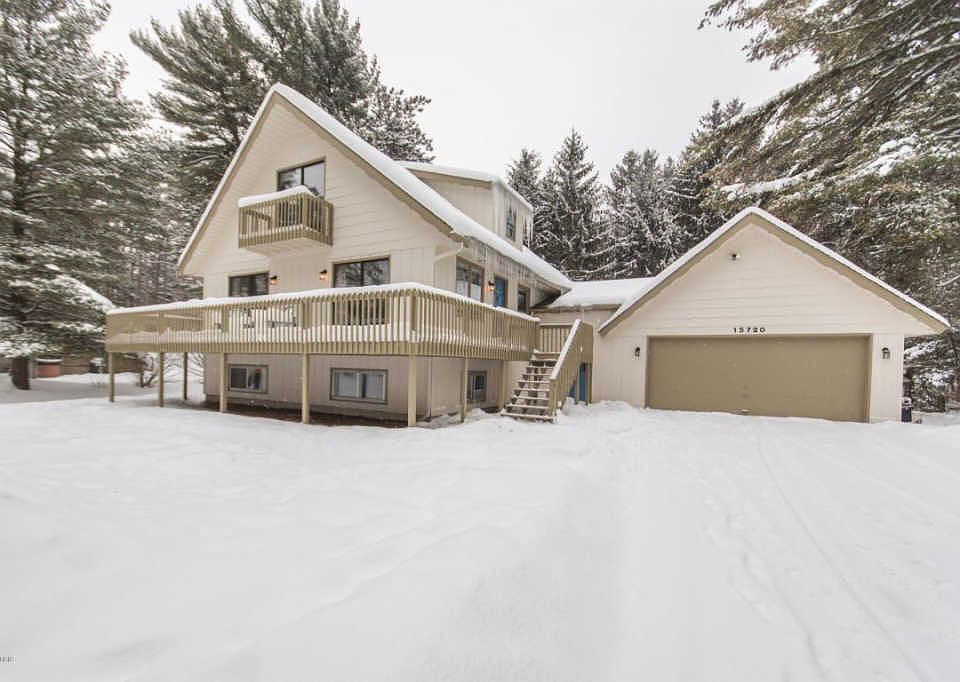 1st image of 15720 Ryan Dr