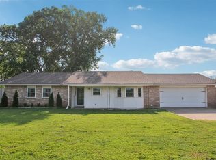 870 S Cemetery Rd, Tuttle, OK 73089