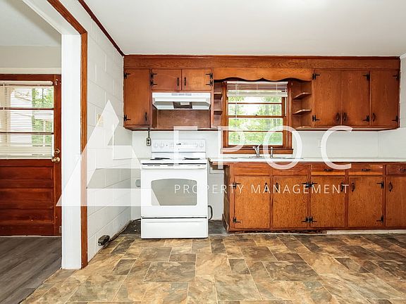 3rd image of 2771 N Carolina Dr #14