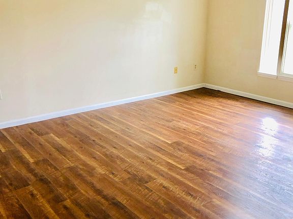 2nd image of 9398 Wind Haven Ct Unit 112