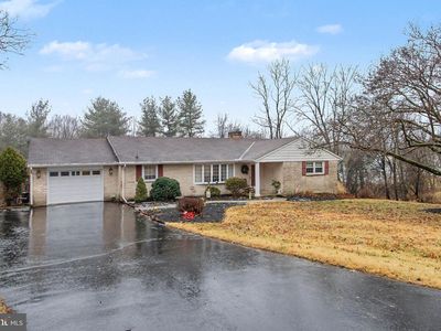 1517 Woodcrest Cir, Harrisburg, PA, 17112