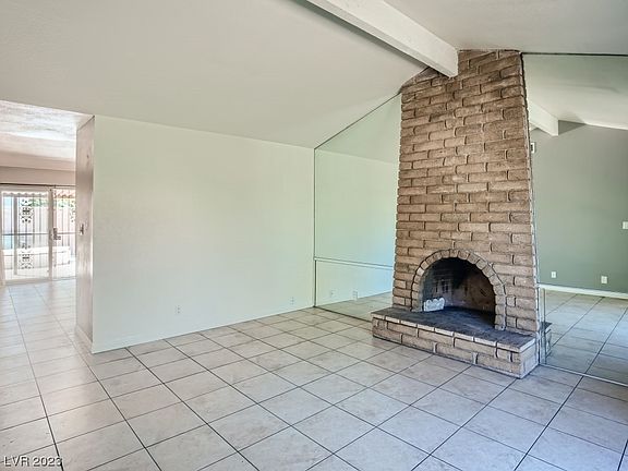 2nd image of 4125 Meadow Valley Ln