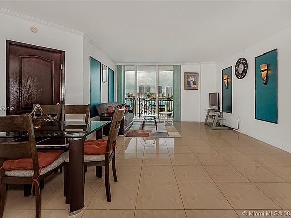 3rd image of 17555 Atlantic Blvd APT 604