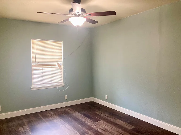 5015 Yellowstone Blvd — Photo 6