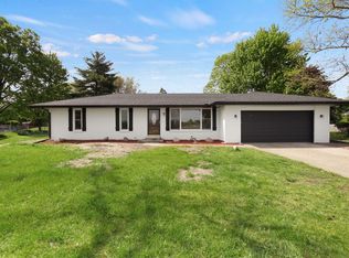 14936 Douglas Rd, Mishawaka, IN 46545