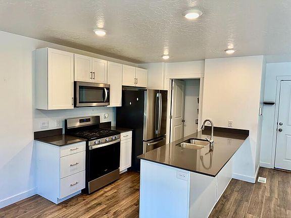 2nd image of 8444 W Cordero Dr