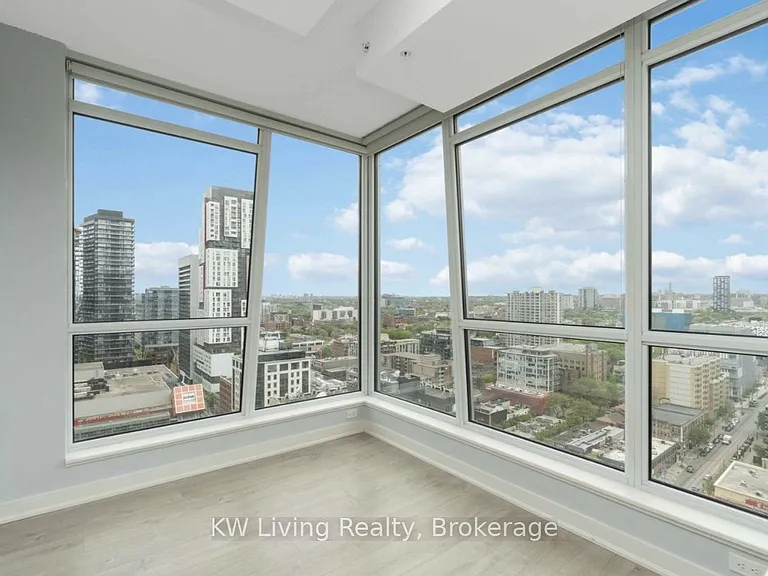 30 Nelson St #2209 — Photo 9