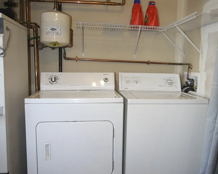 1305 Denali St #5 — Photo 15