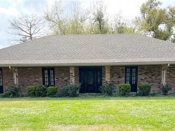 137 Nolan Dr, La Place, LA 70068