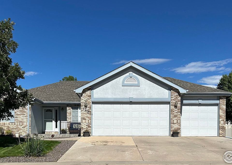 1st image of 142 Settlers Dr