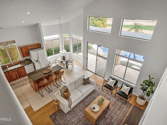 4th image of 2731 N 137TH Avenue