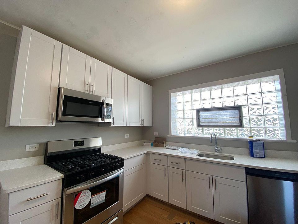 1st image of 4869 N Elston Ave Unit 3