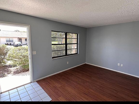 3rd image of 9103 Whitman Ln