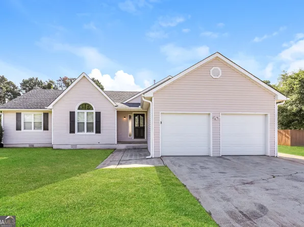 11102 Hunters Ln, Hampton, GA 30228