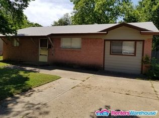 2212 Sycamore Dr, Arlington, TX 76013