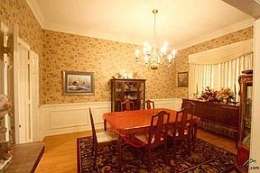 4th image of 712 Kingswood Dr