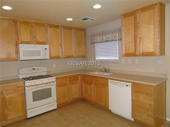 5th image of 8281 New Leaf Ave