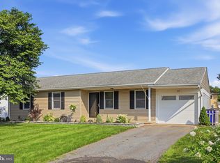 23 Hammaker St, Thurmont, MD 21788