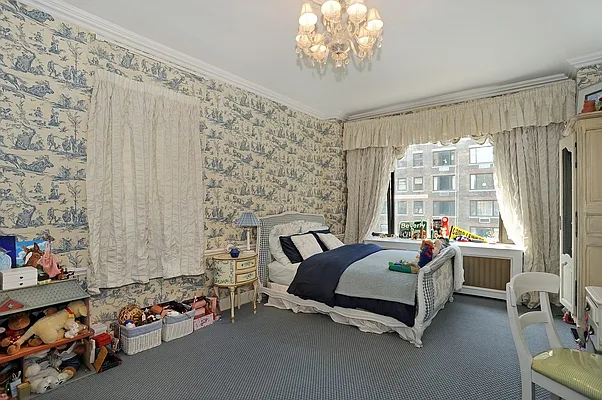 Sold by Corcoran | media 3
