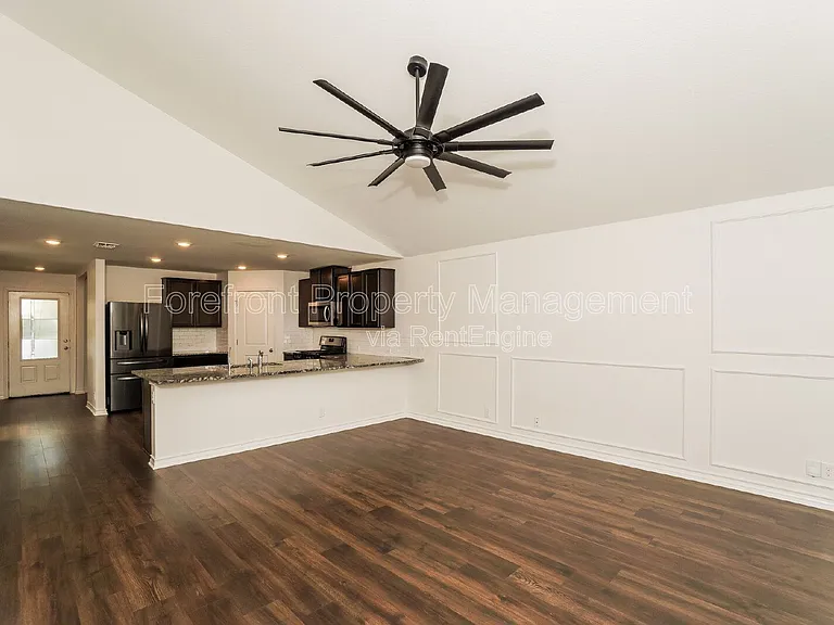 14251 Geyserite Ave — Photo 4